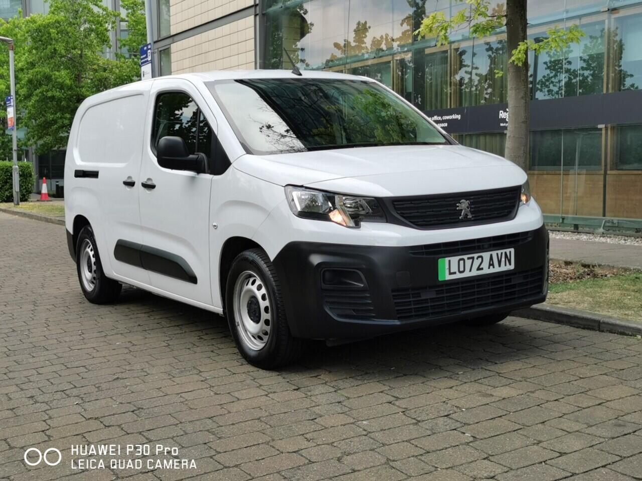 Peugeot e-Partner