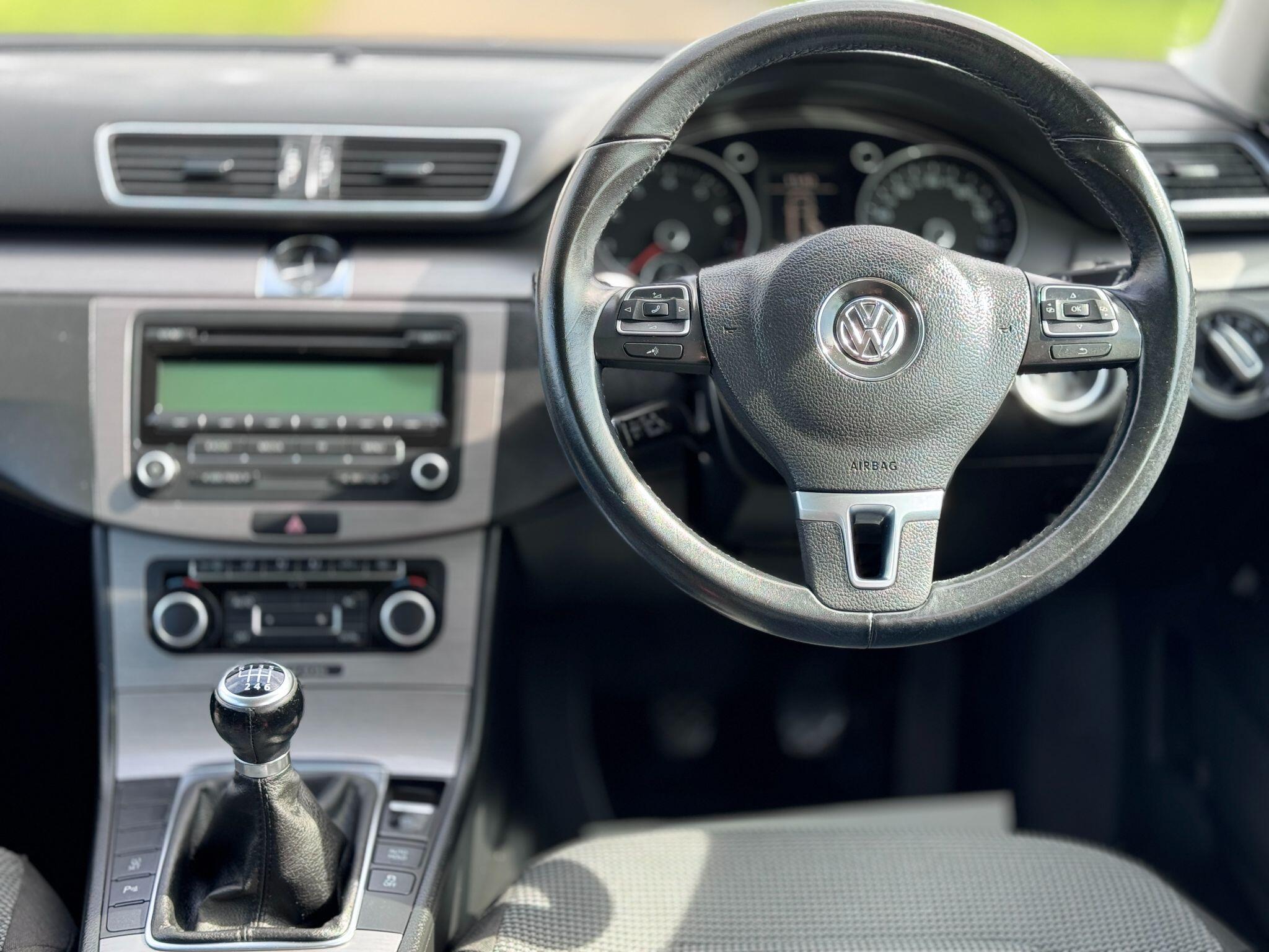 2011 Volkswagen Passat image 49
