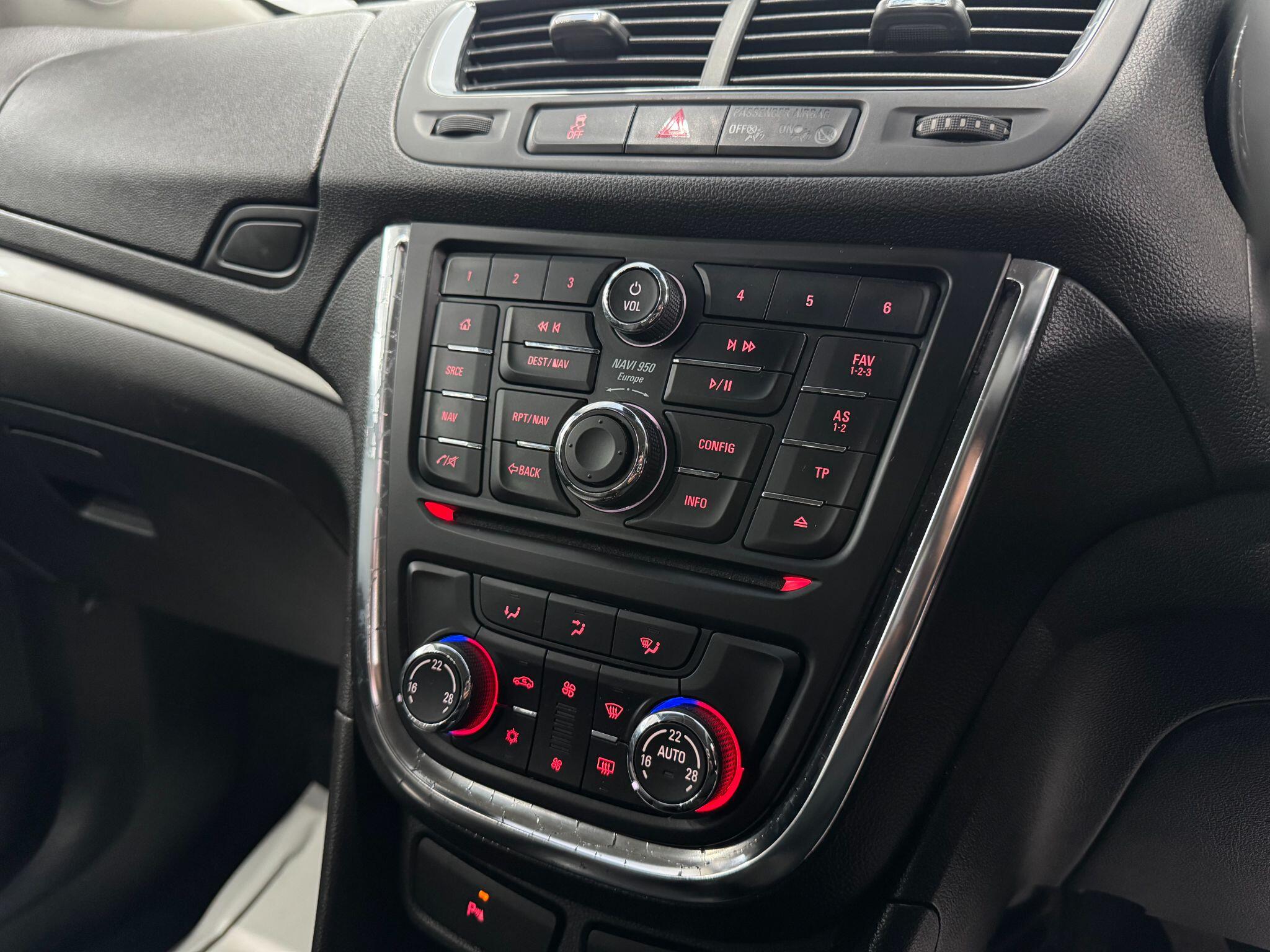 Vauxhall Mokka view 32