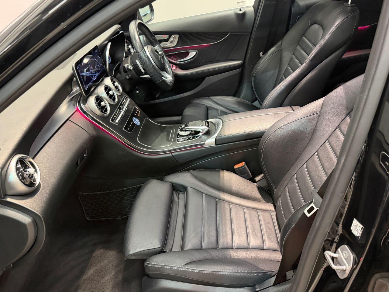 Mercedes-Benz C-Class view 39