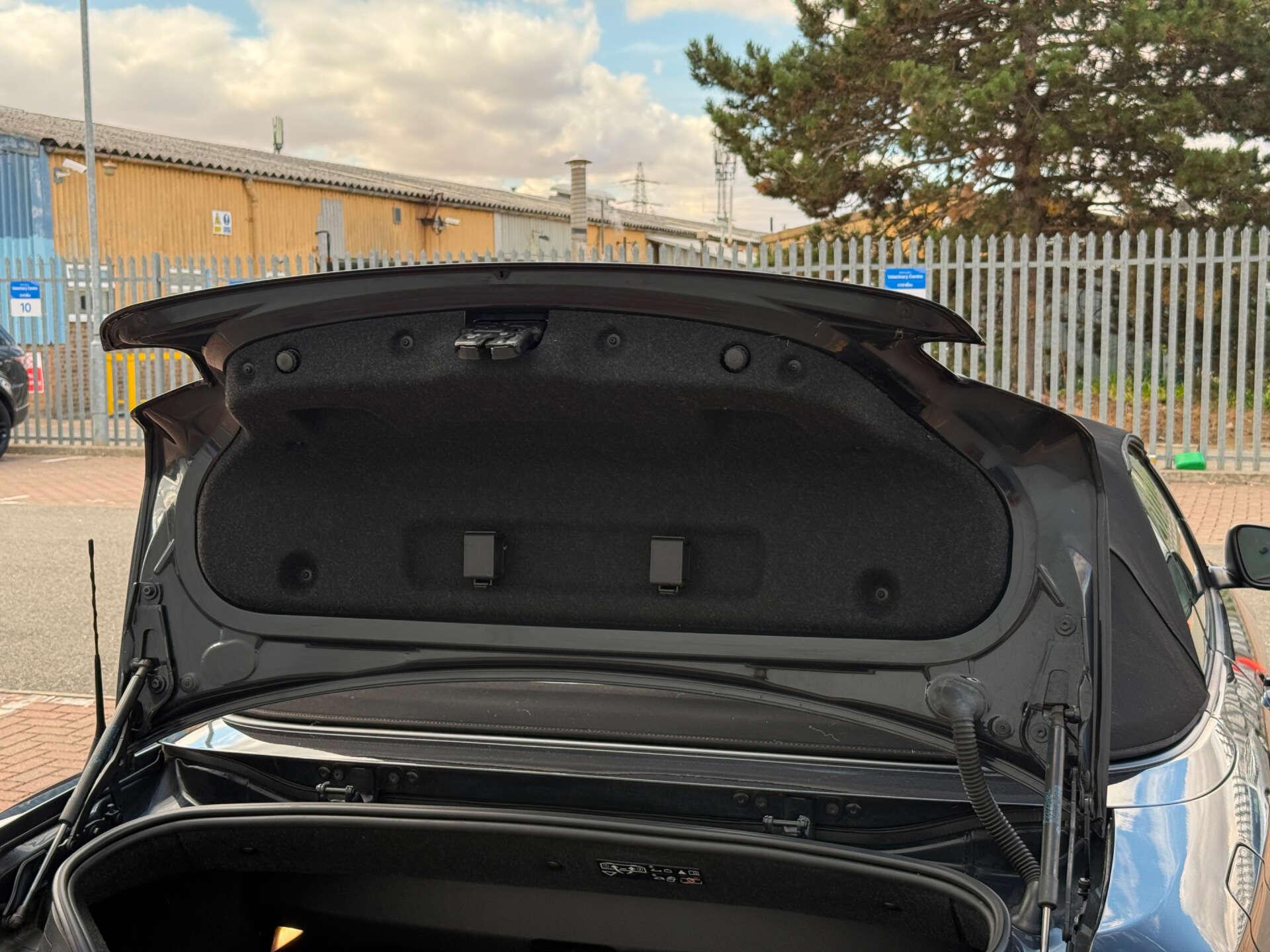 BMW 2 Series view 27
