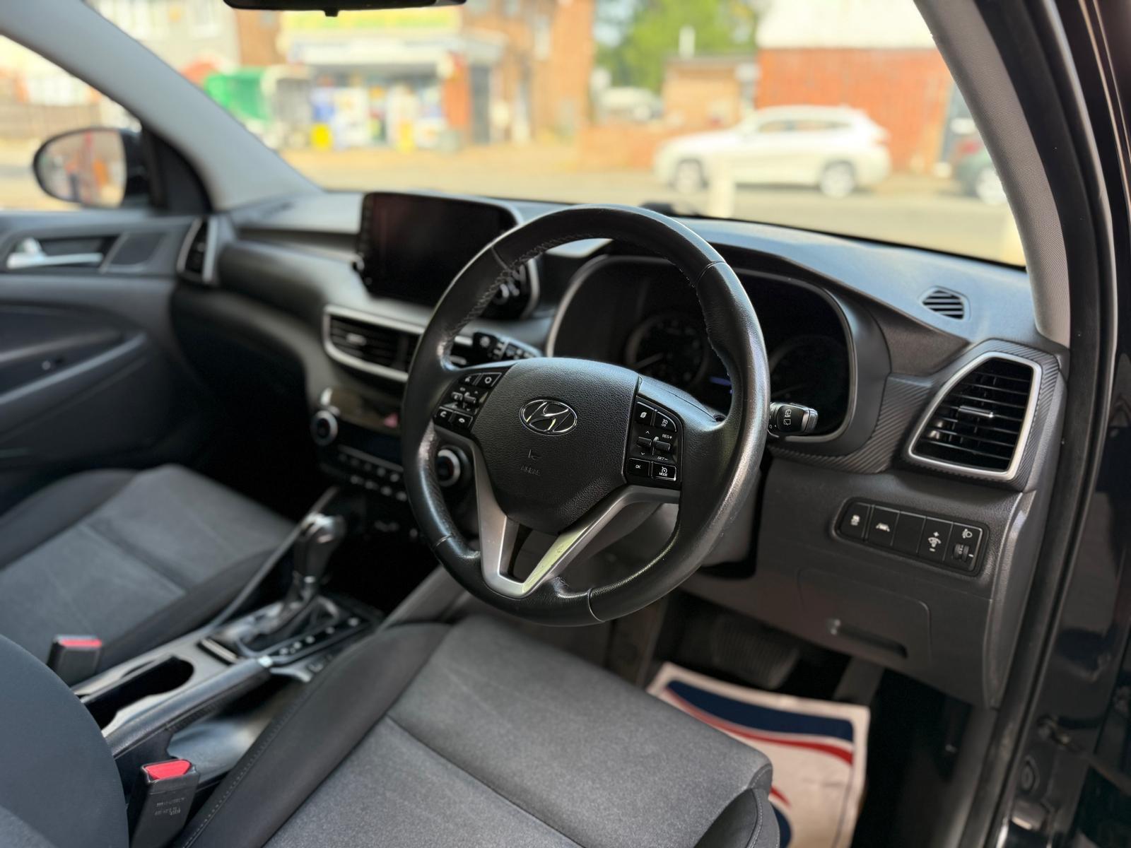Hyundai Tucson view 24