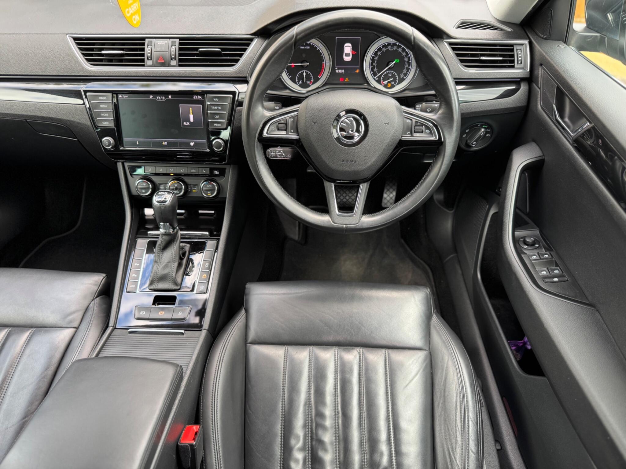 Skoda Superb view 13