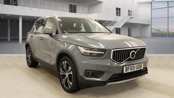 Volvo XC40 view 5