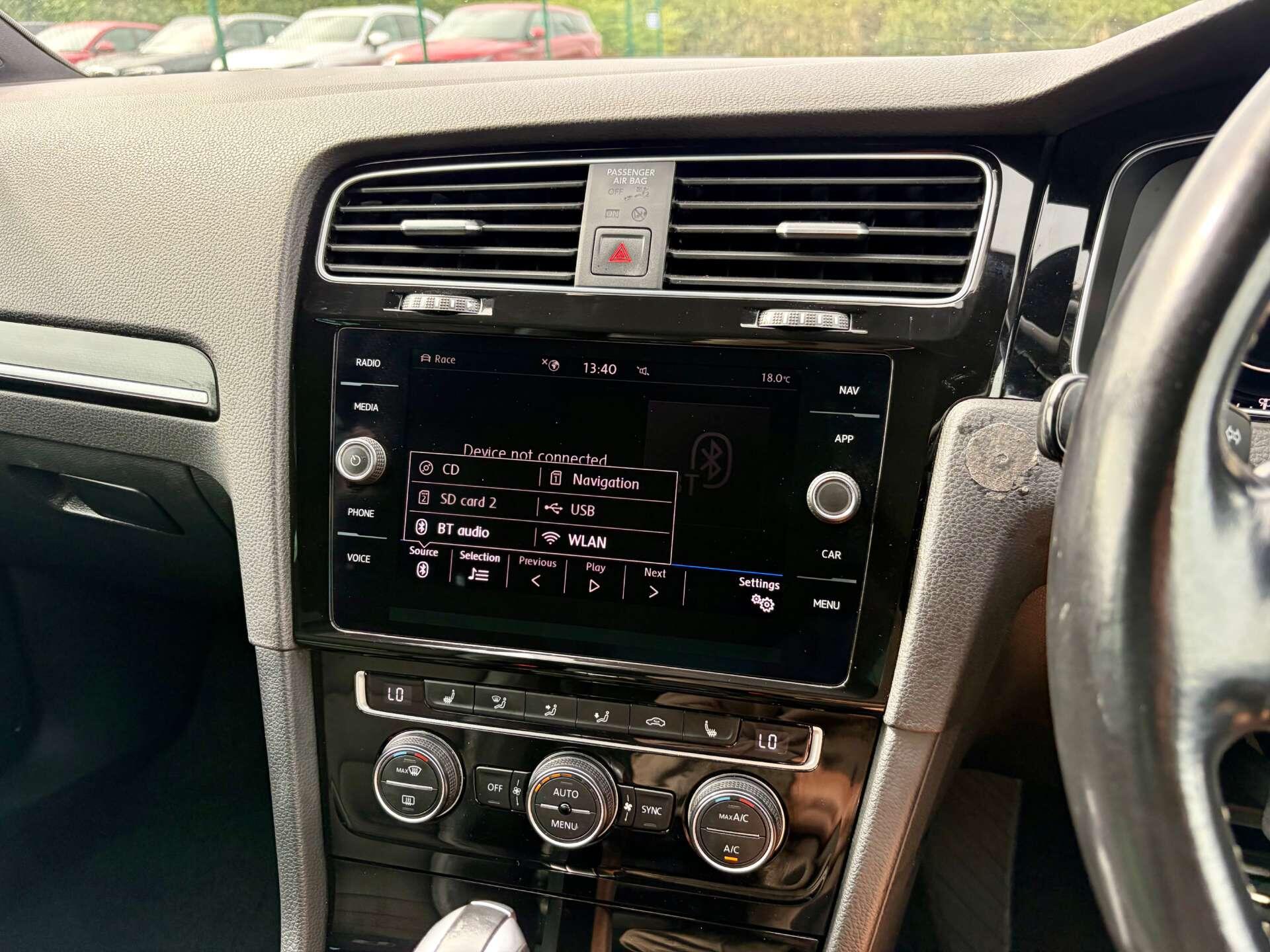 Volkswagen Golf view 53