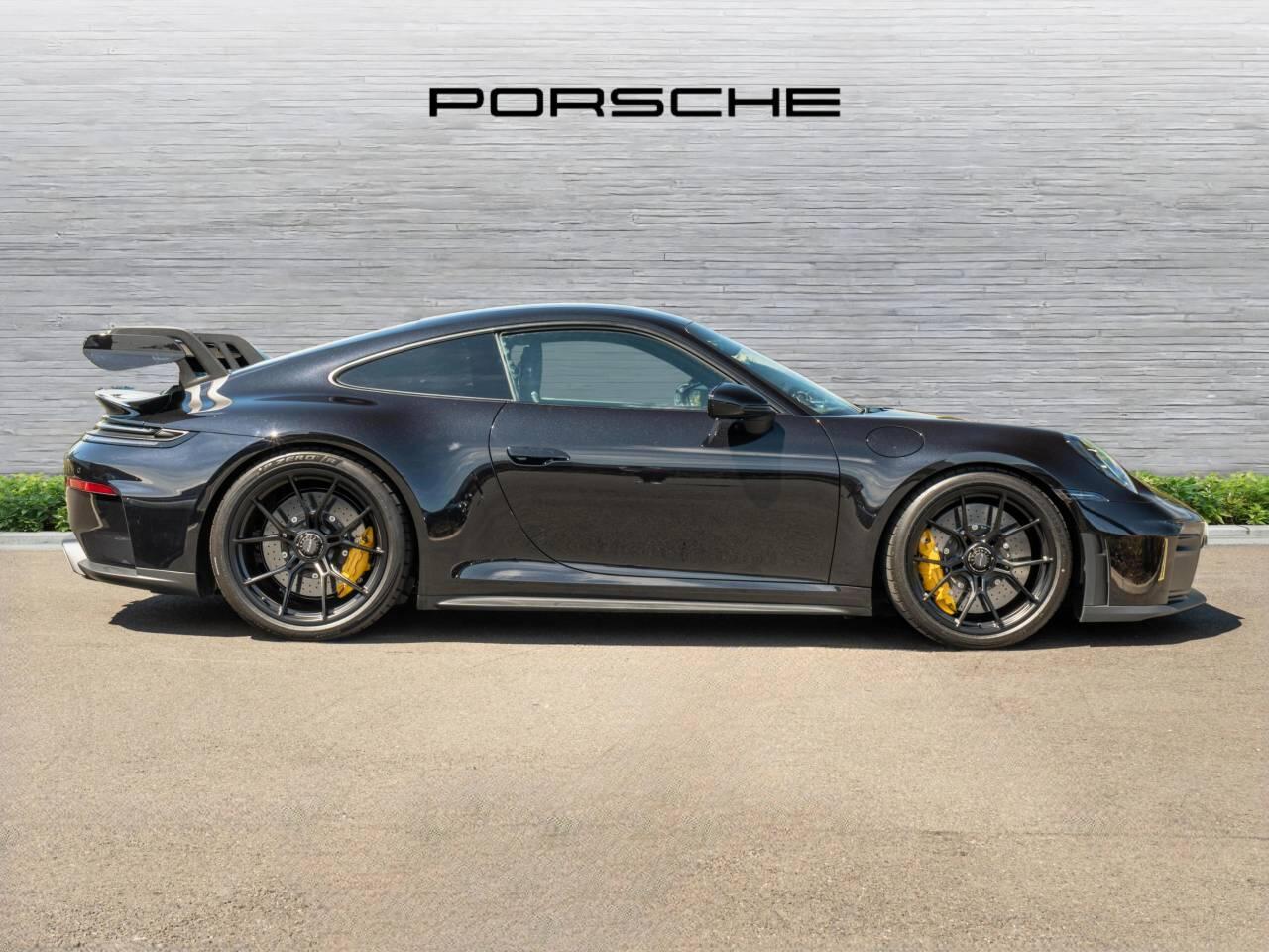 Porsche 911 view 2