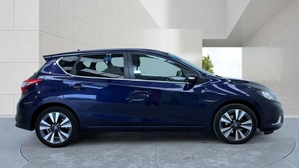 Nissan Pulsar view 10