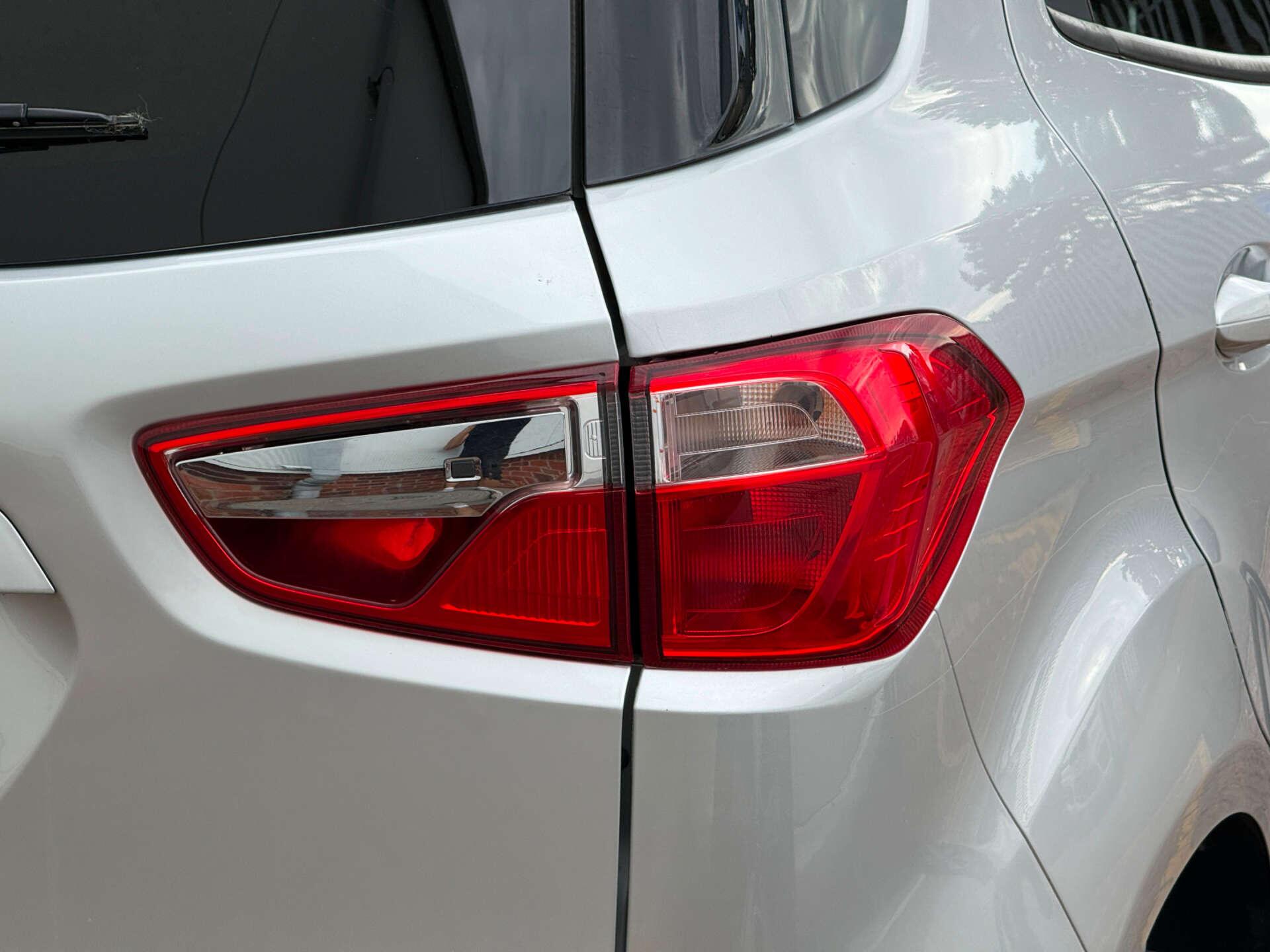 Ford Ecosport view 18