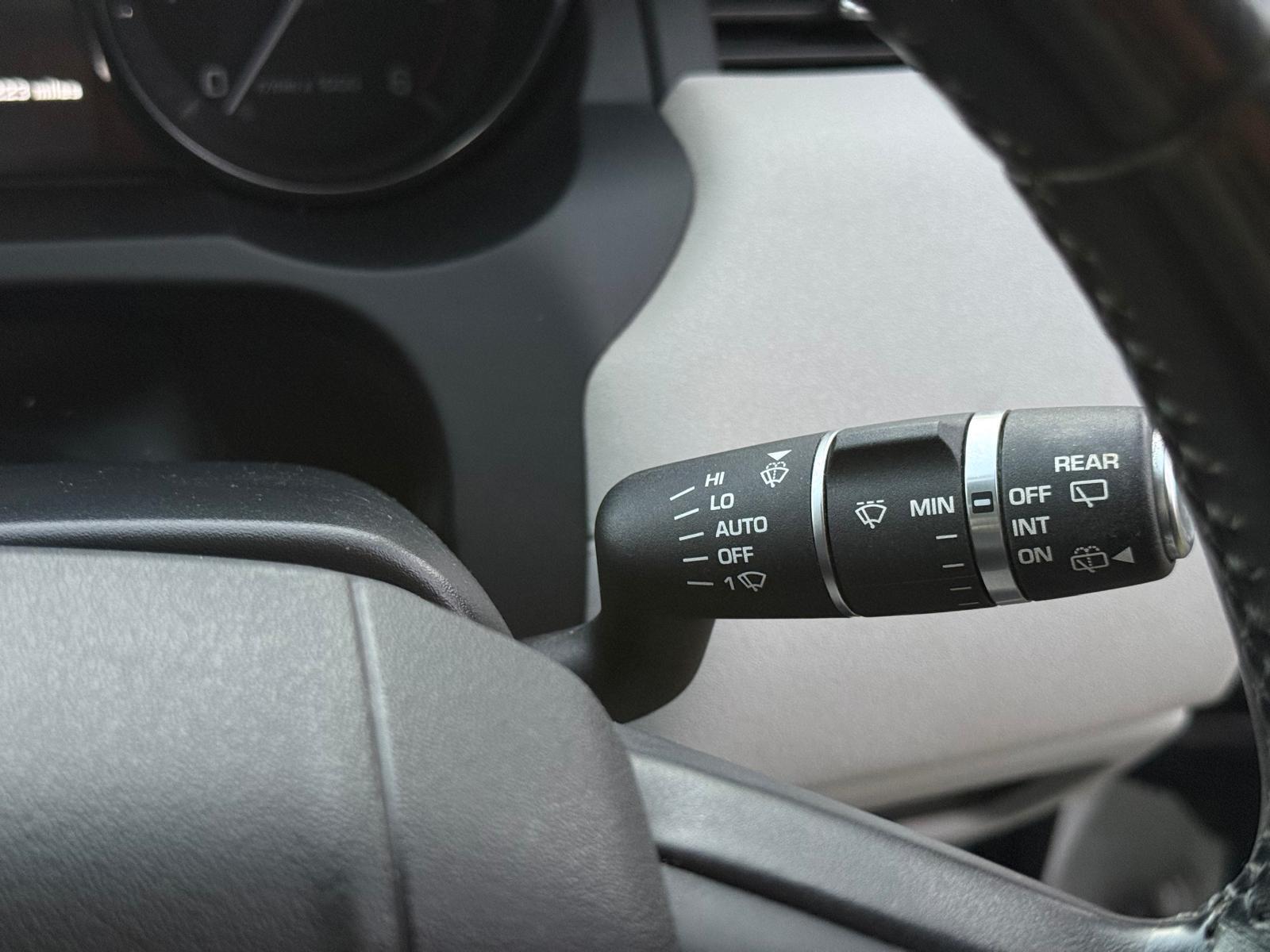Land Rover Range Rover Evoque - Image 36