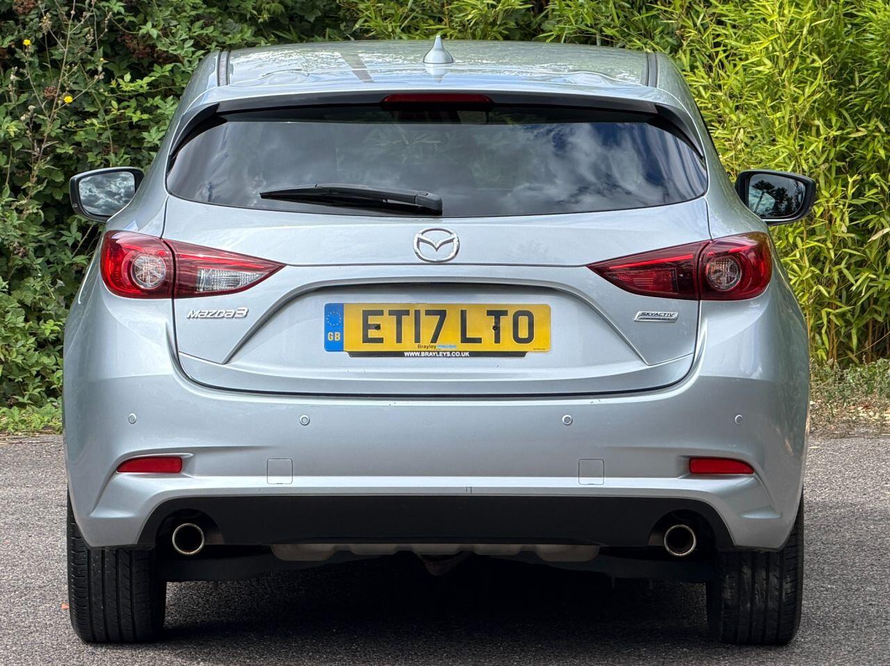 Mazda Mazda3 view 6
