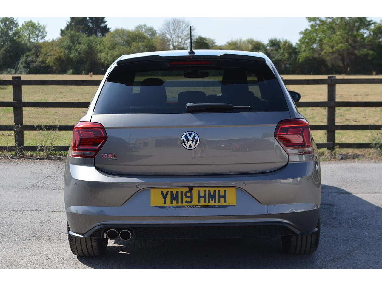 Volkswagen Polo view 8