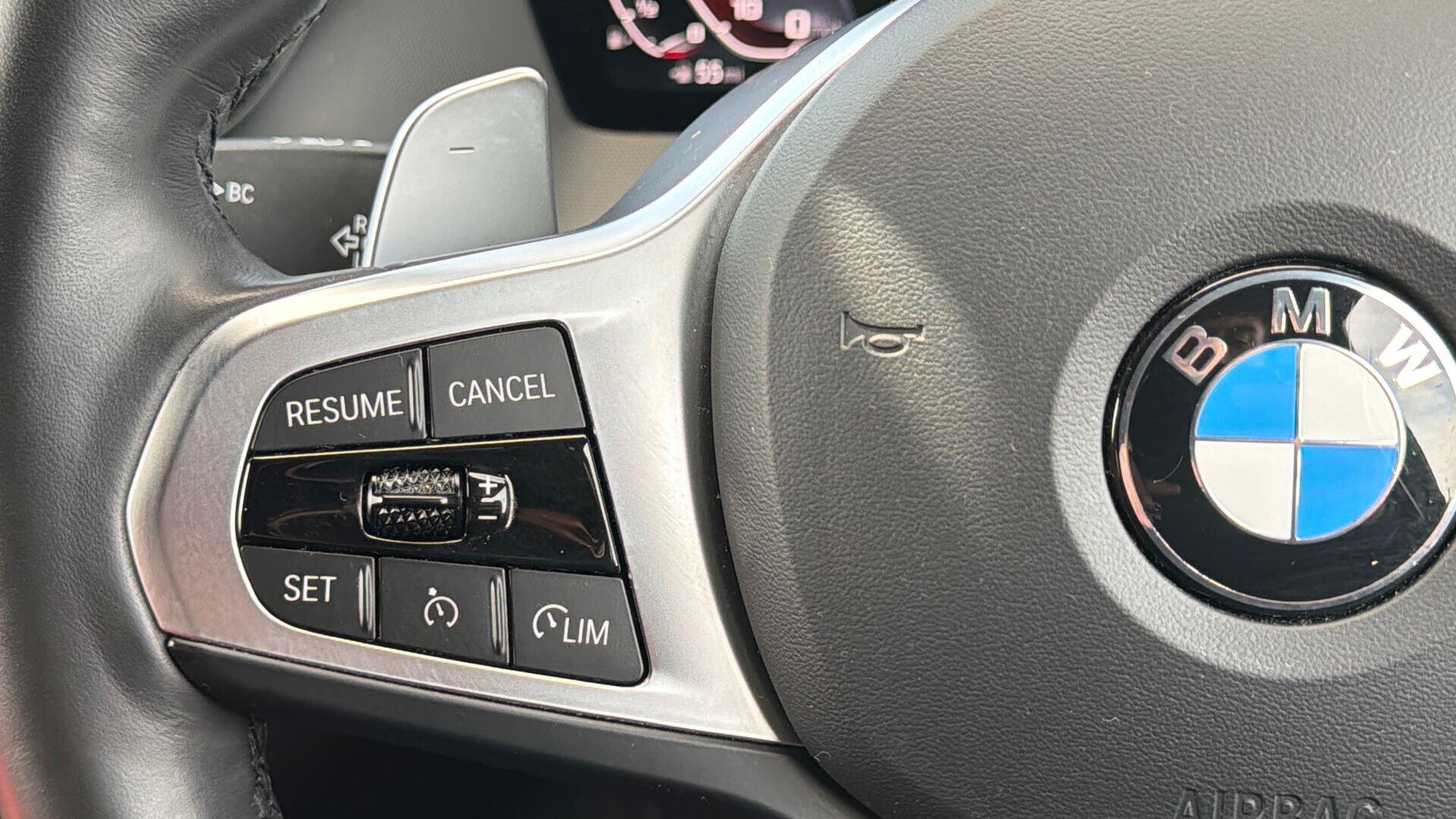 BMW 1 Series view 17