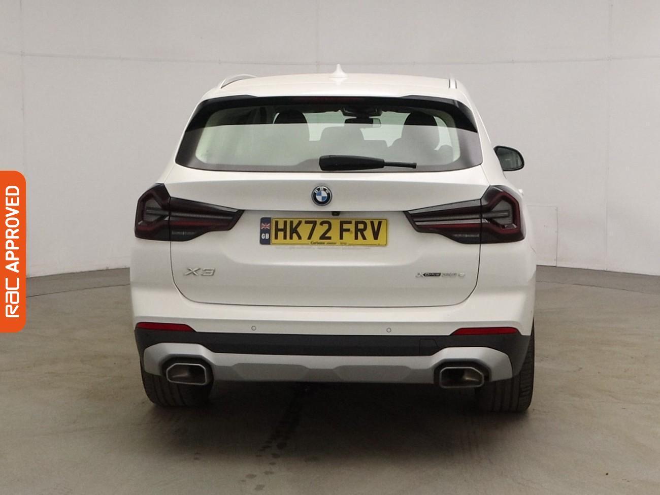 BMW X3 view 9