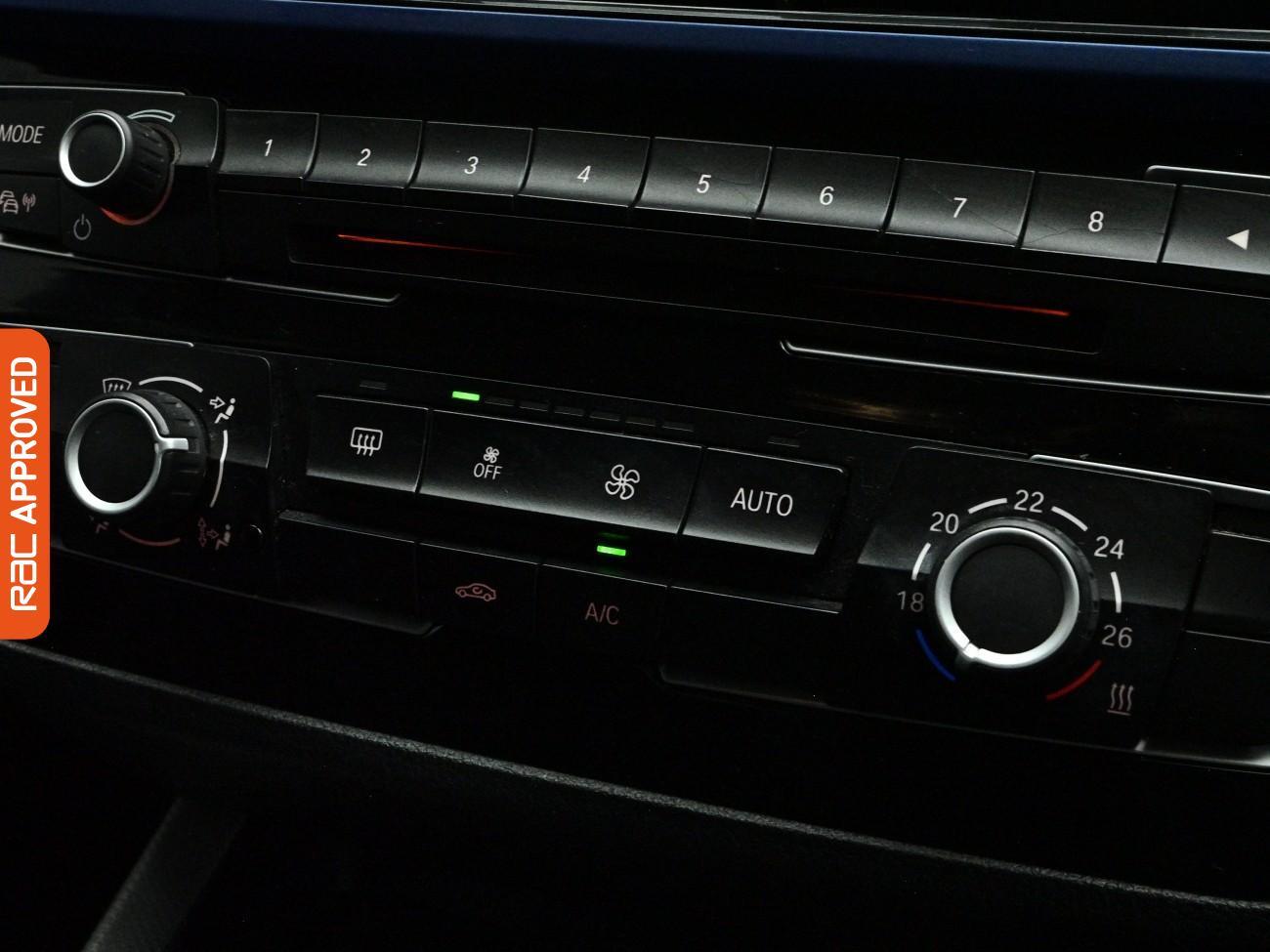 BMW 1 Series view 23
