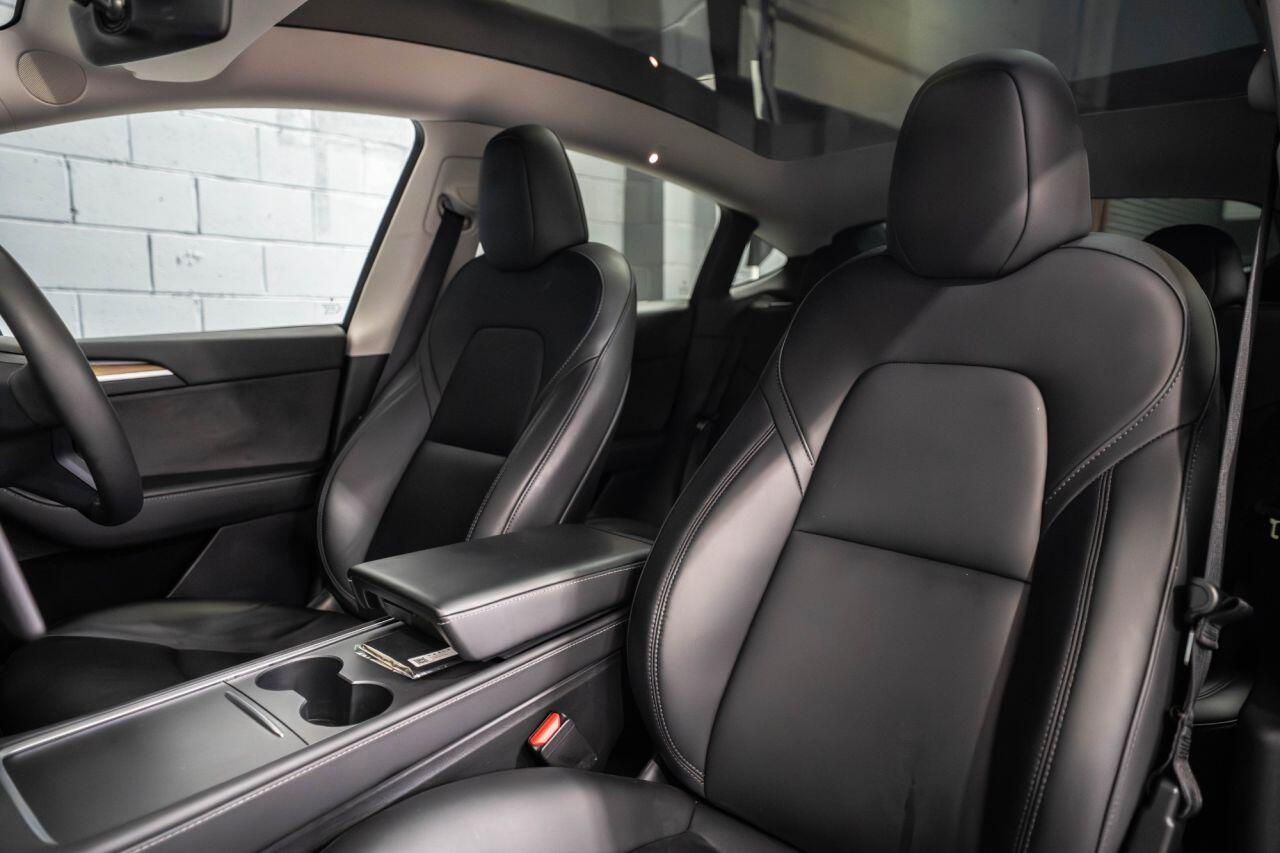 Tesla Model Y view 16