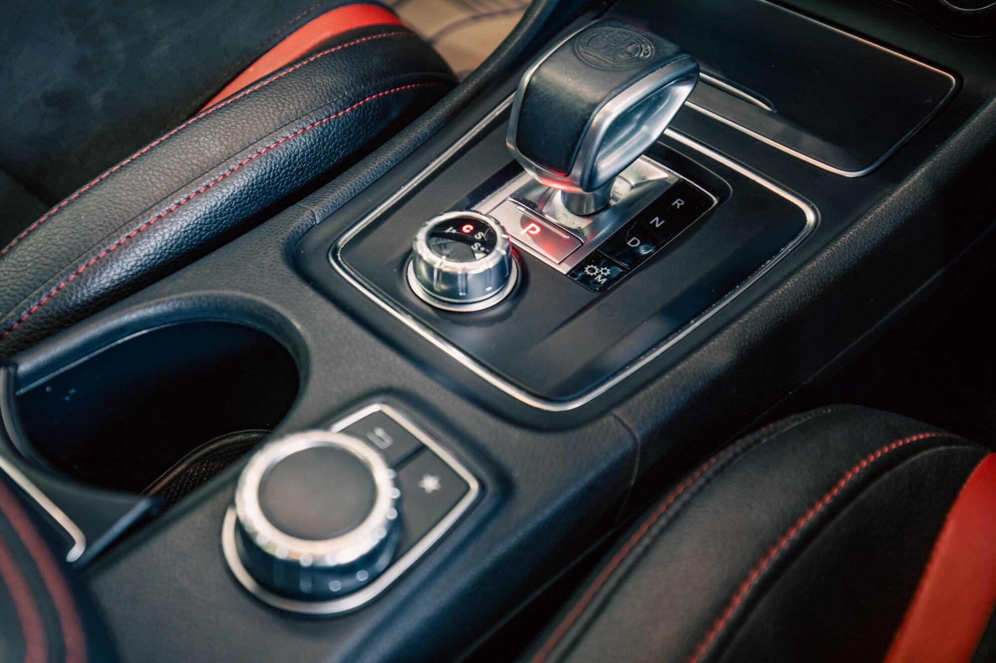 Mercedes-Benz CLA view 20