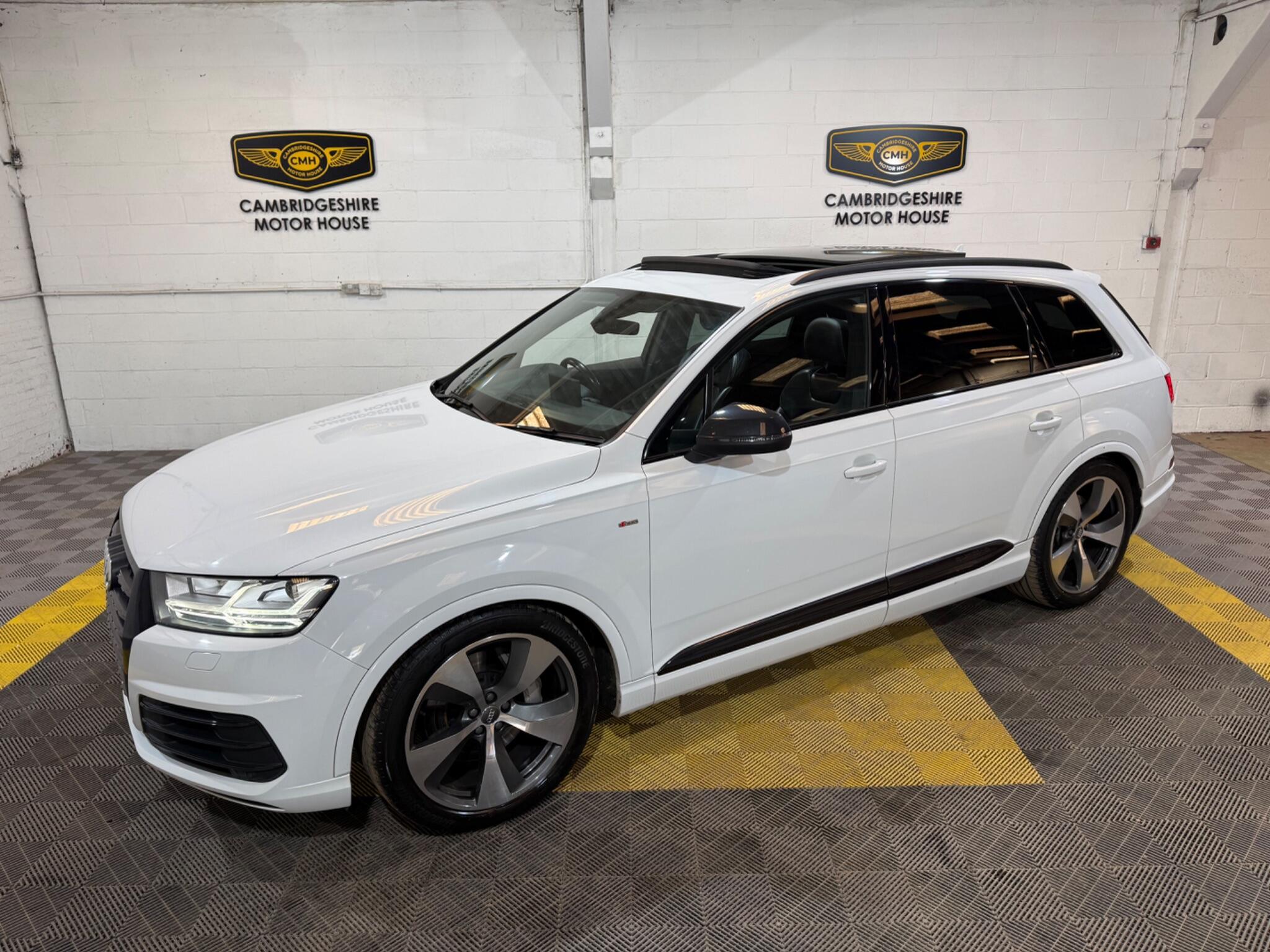 Audi Q7 view 58
