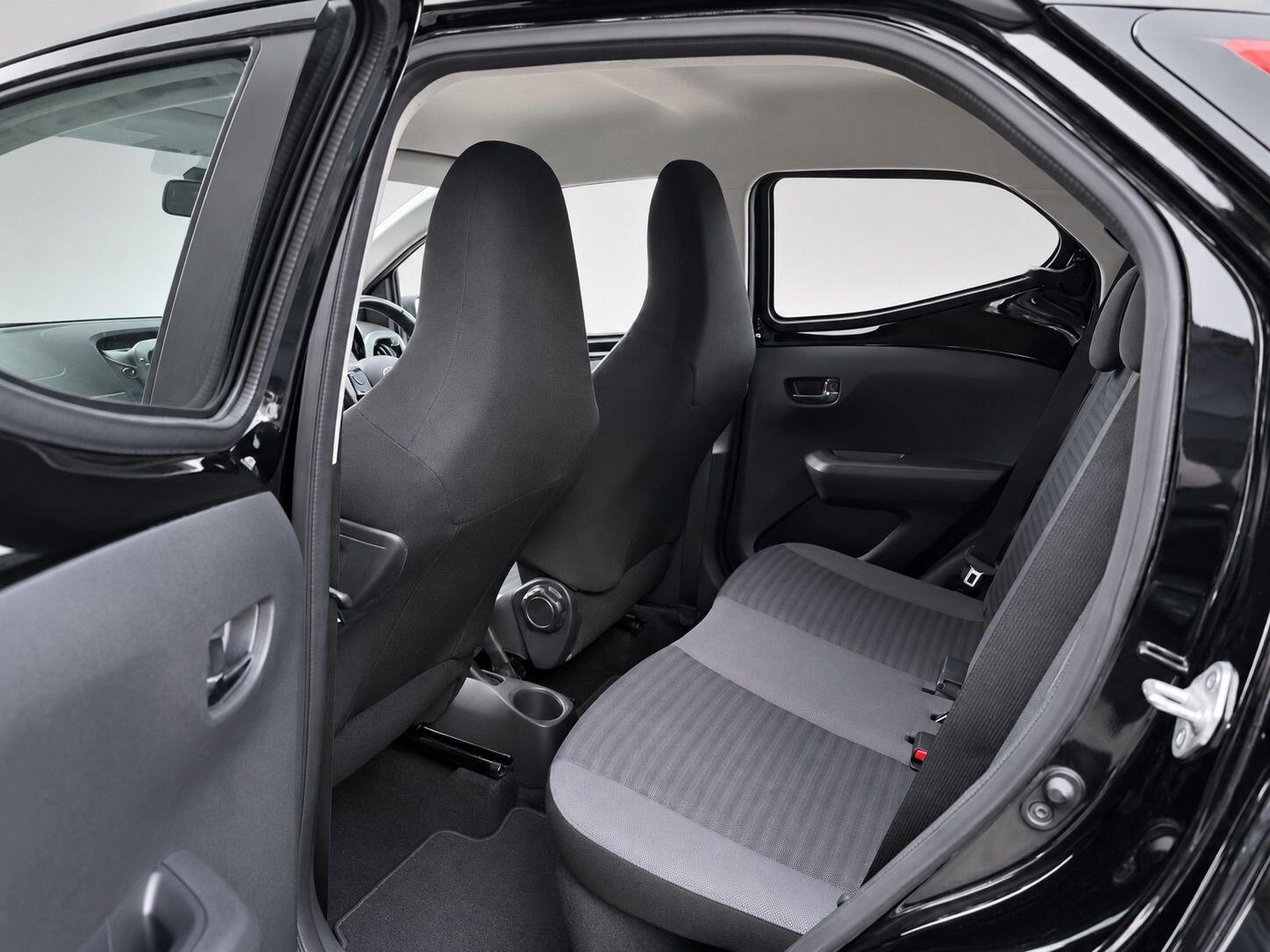 Toyota Aygo view 32
