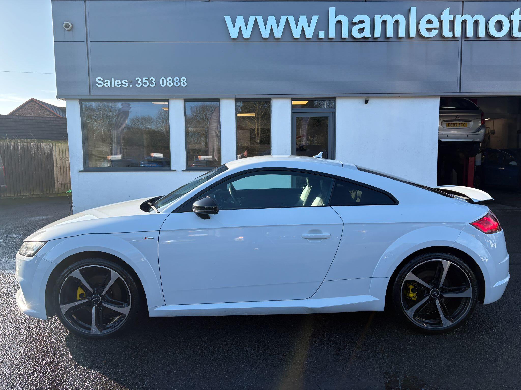 Audi TT view 2