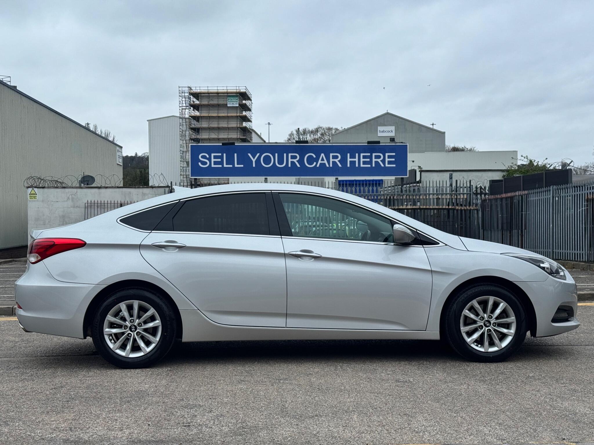 Hyundai i40 view 11