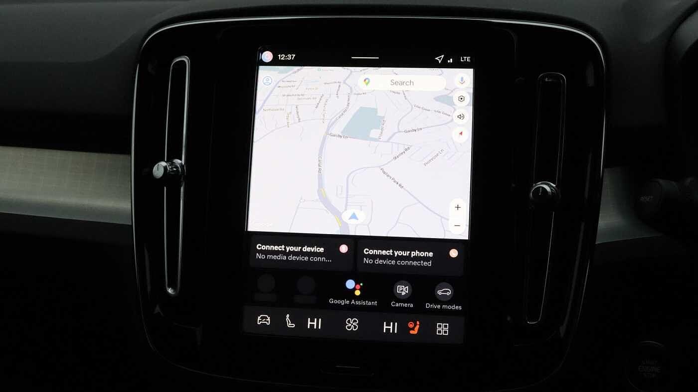 Volvo XC40 view 25