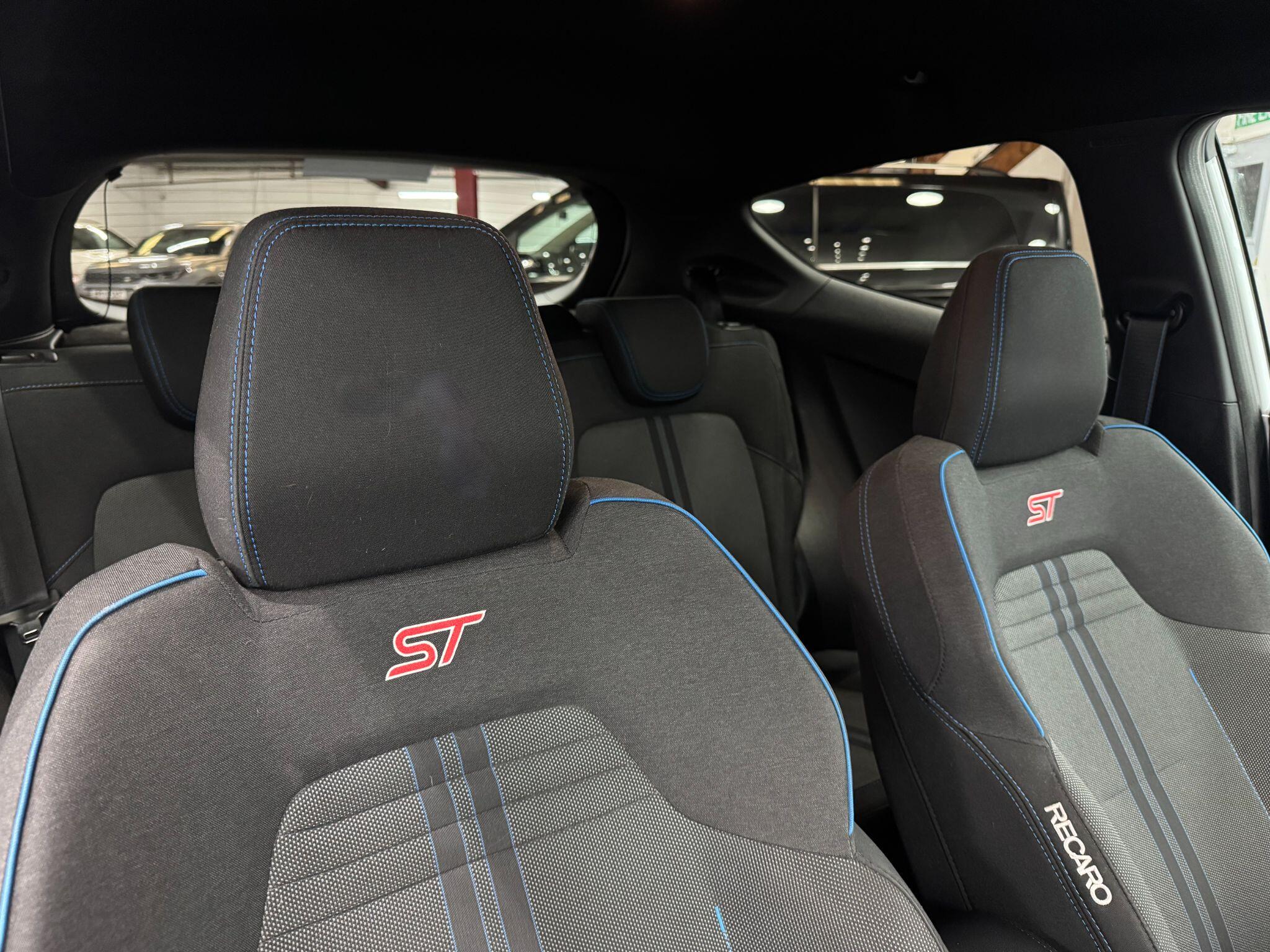 Ford Fiesta view 29