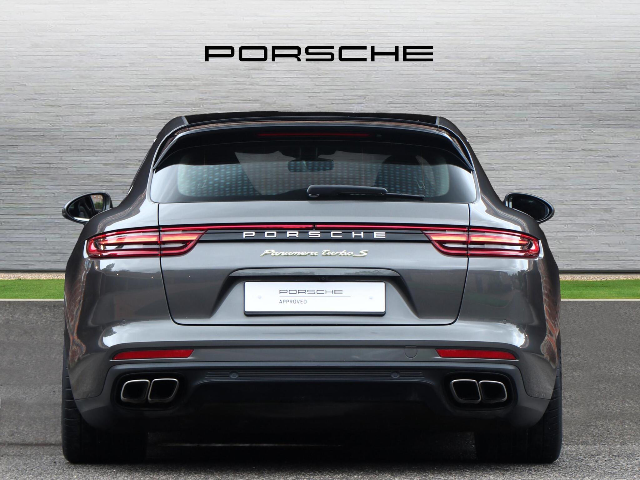 Porsche Panamera view 8