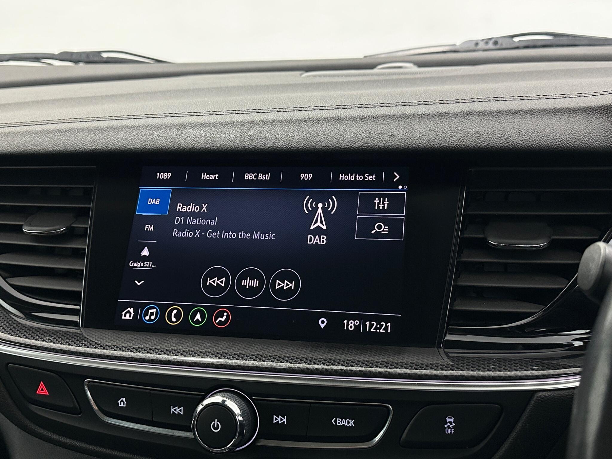 Vauxhall Insignia view 25