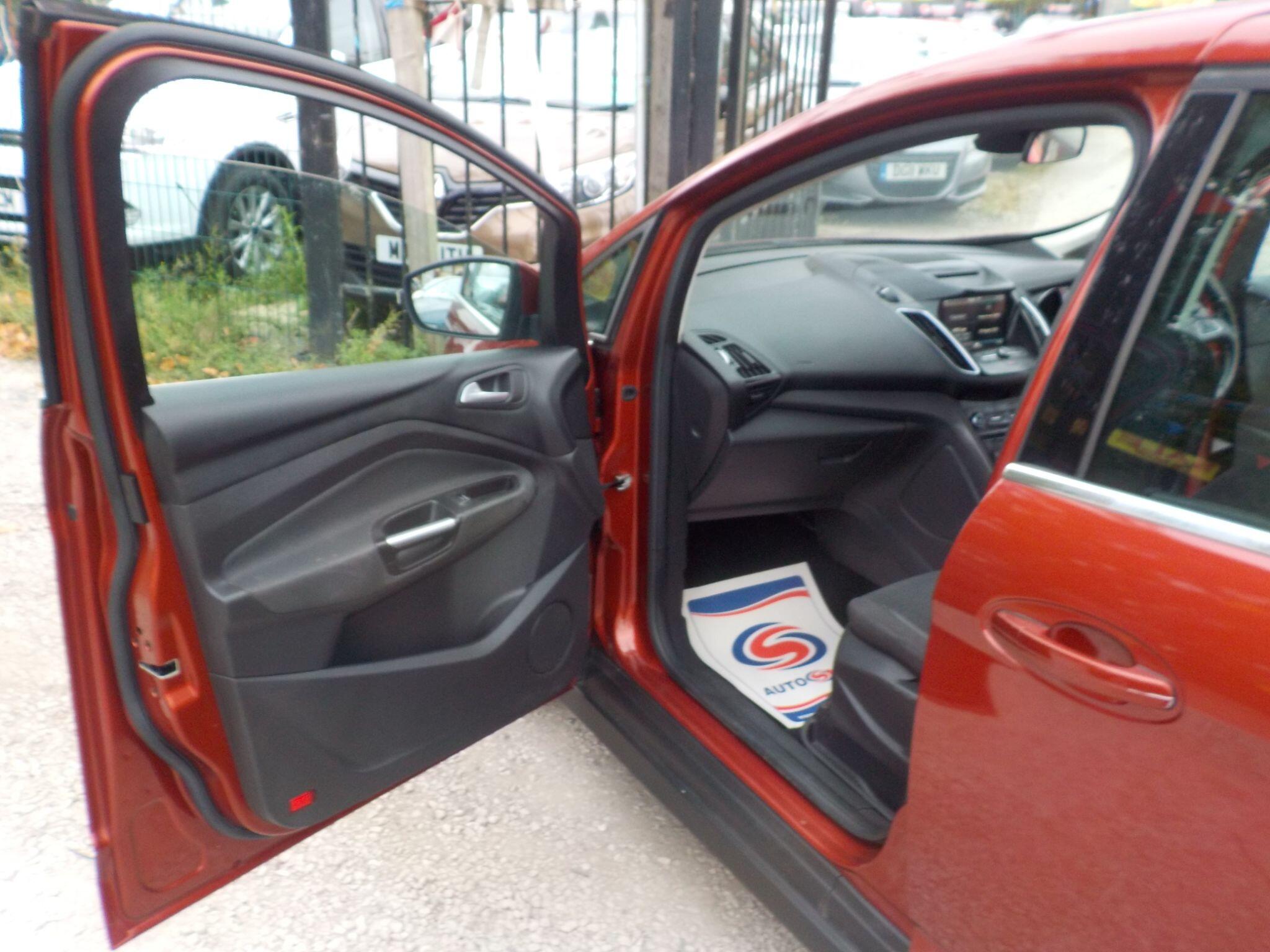 Ford Grand C-Max 1.5 TDCi Zetec Euro 6 (s/s) 5dr