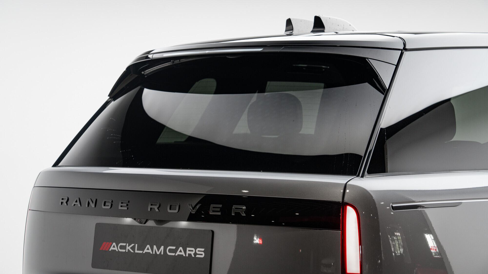 Land Rover Range Rover view 18