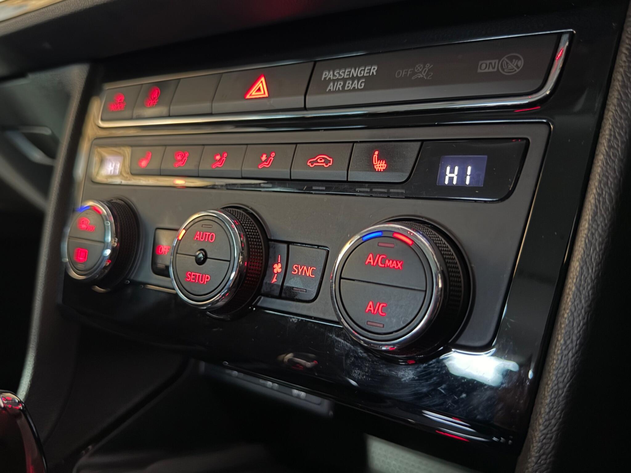 Seat Leon view 11