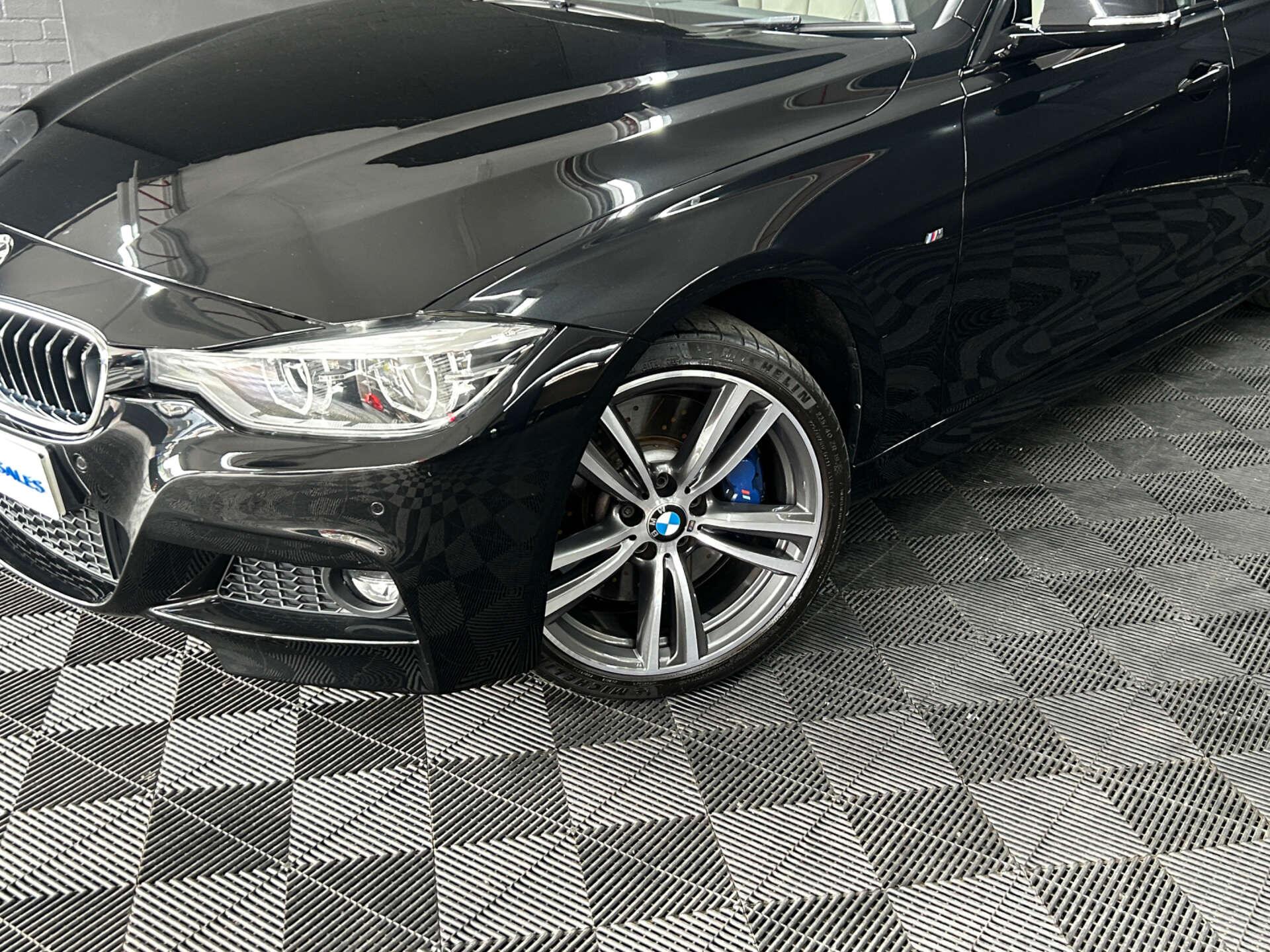 BMW 3 Series view 4