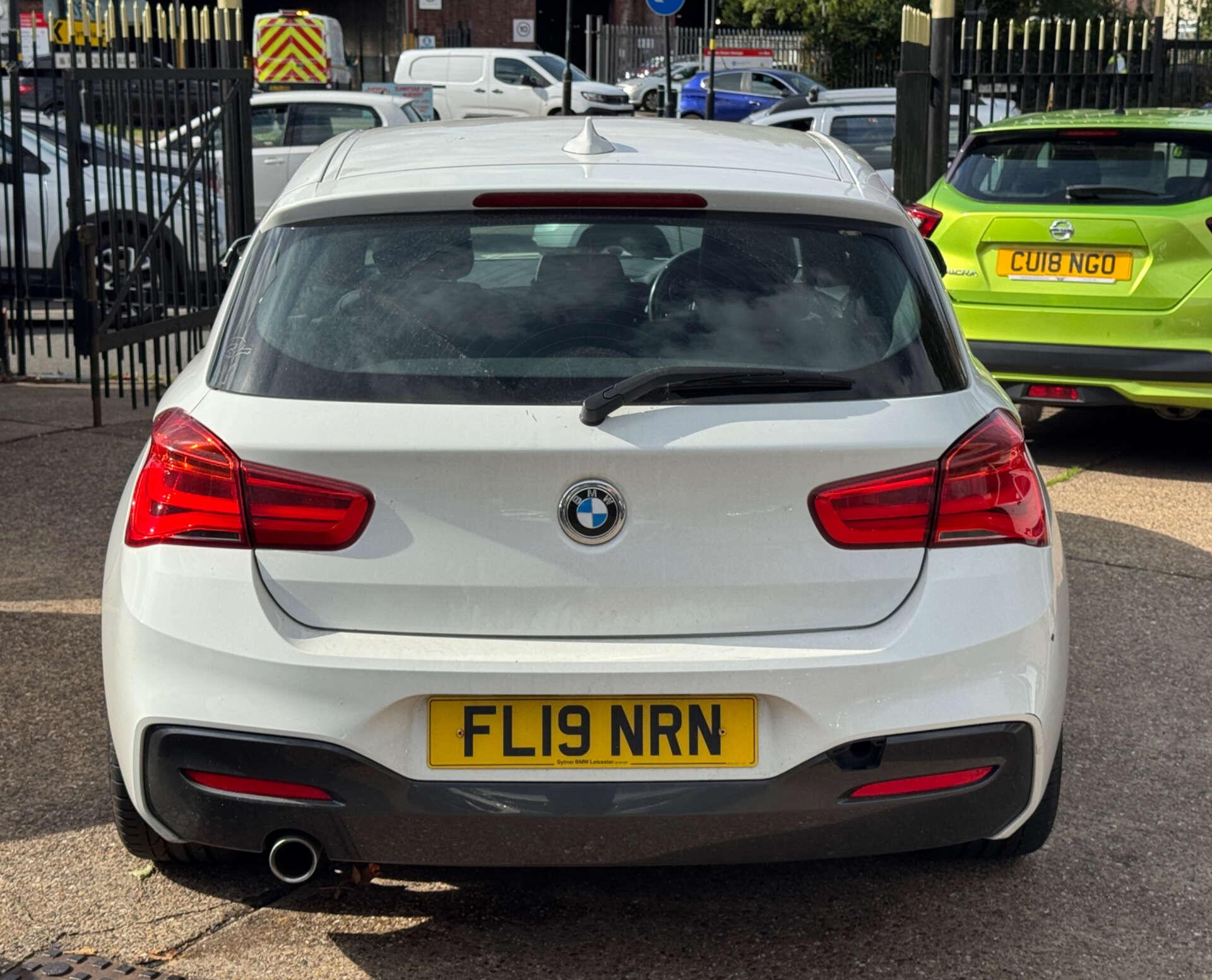 BMW 1 Series view 6