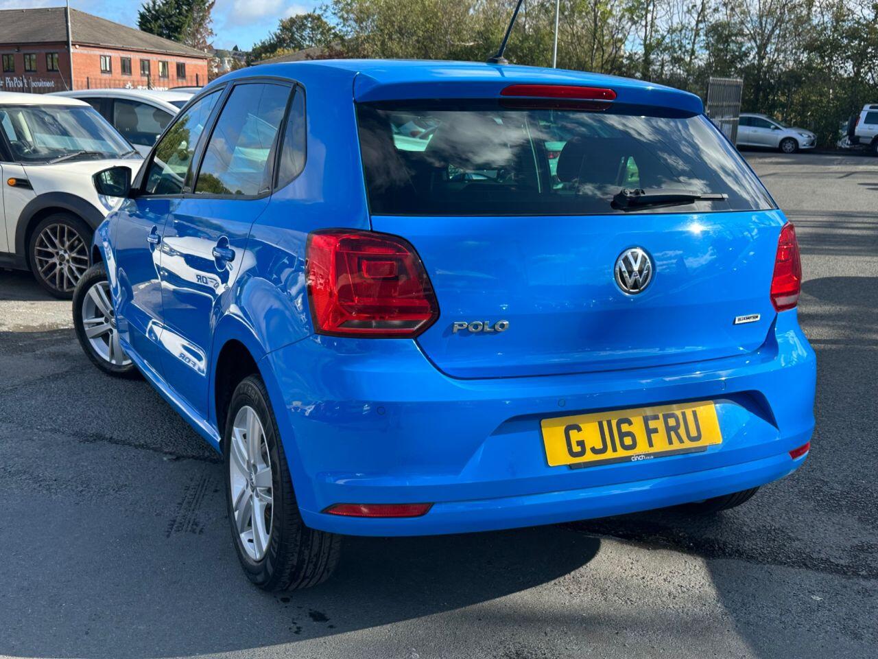 Volkswagen Polo view 6