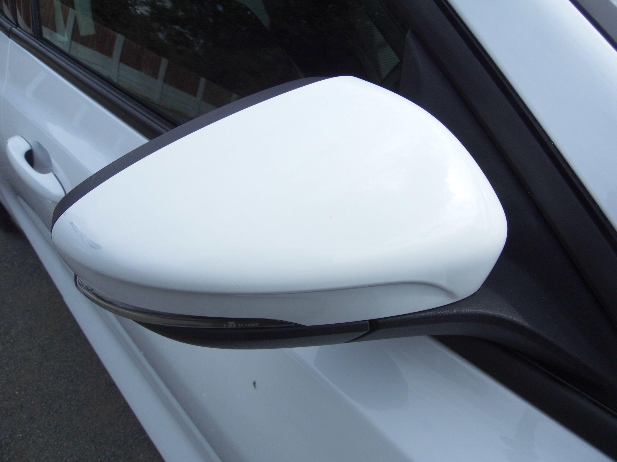 Ford Focus view 25
