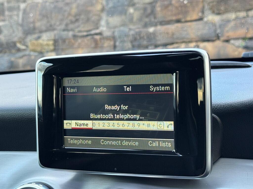 Mercedes-Benz Gla view 31