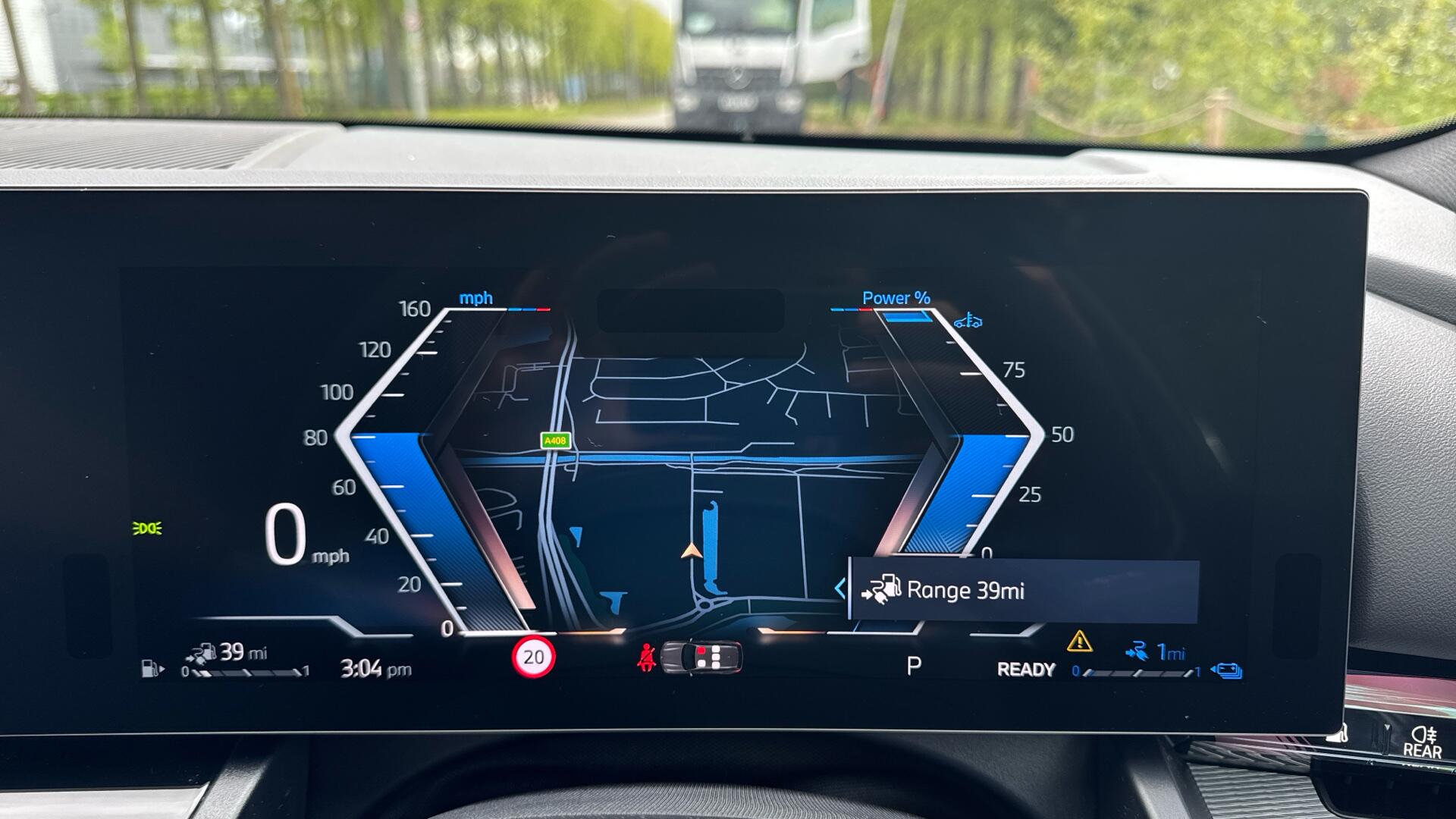 BMW 5 Series view 9