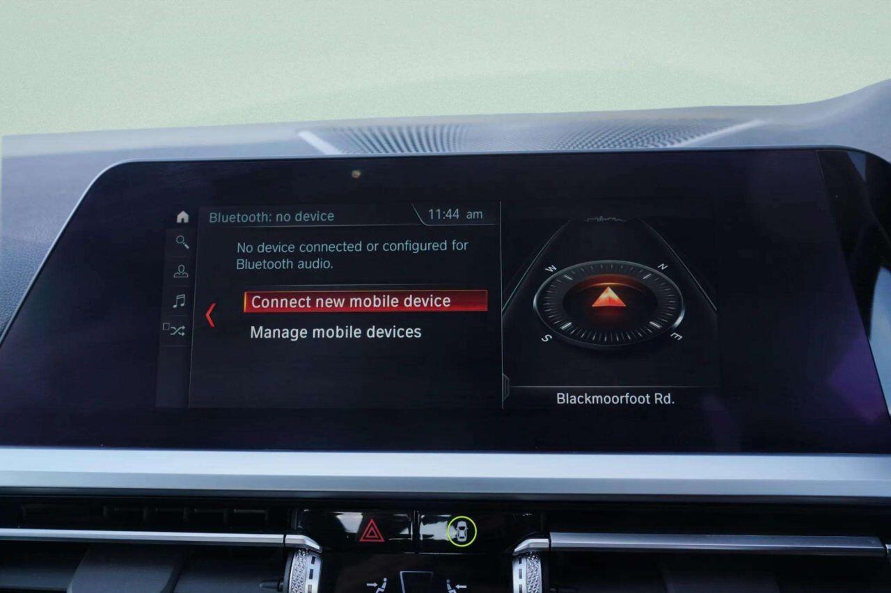 BMW 3 Series view 26