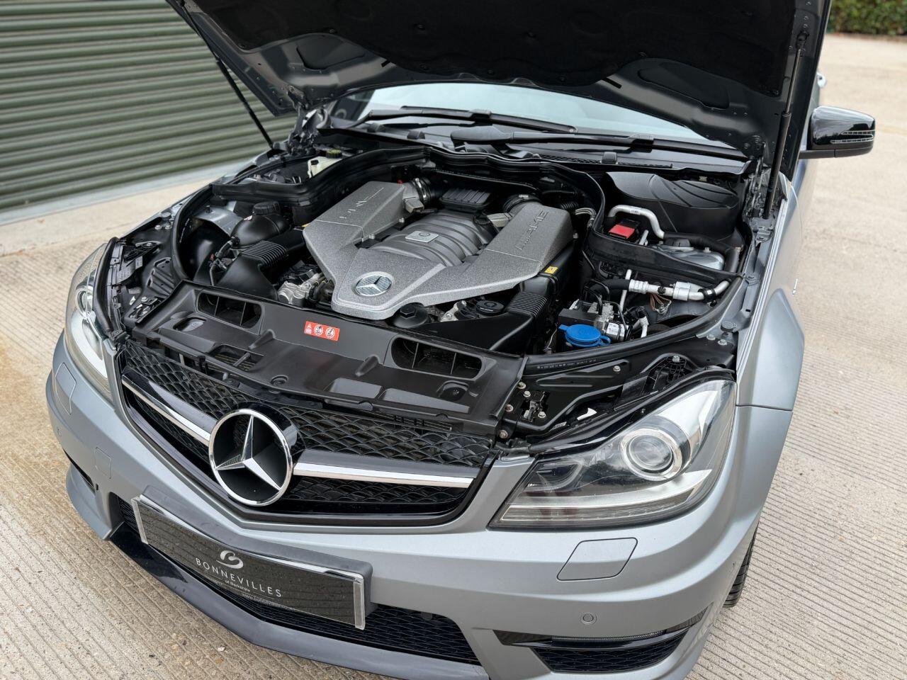 Mercedes-Benz C Class view 18