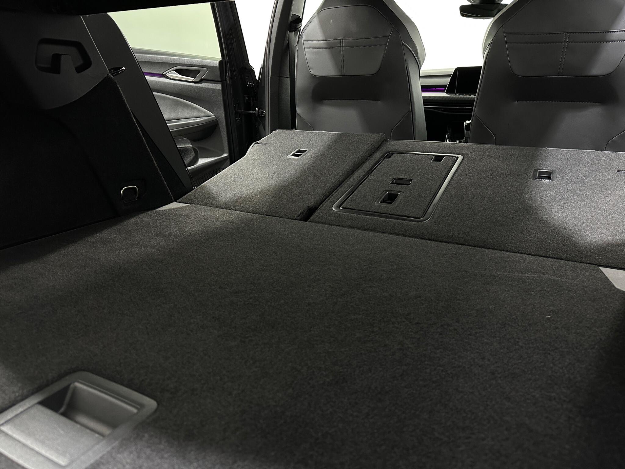 Volkswagen Golf view 43