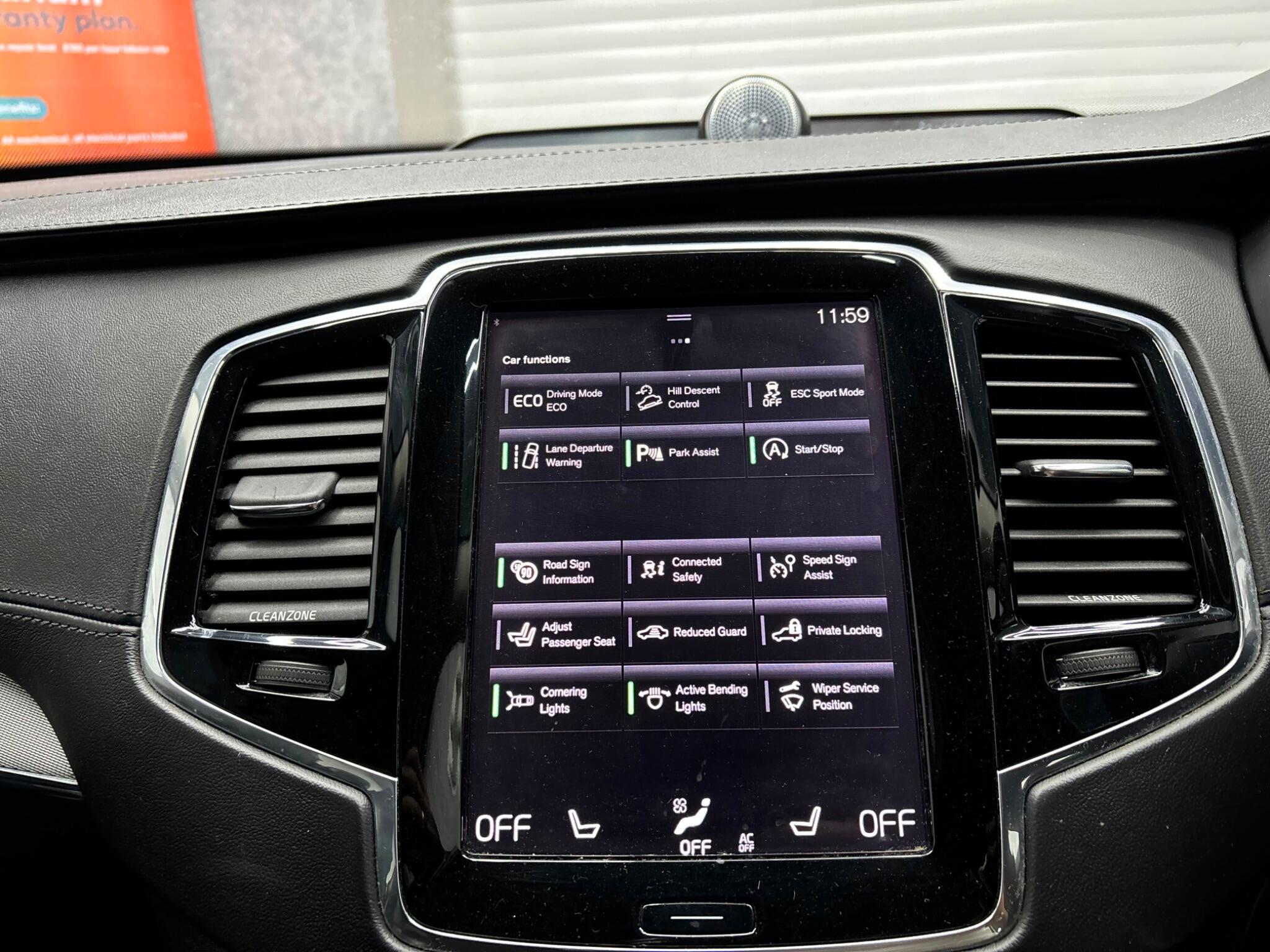 Volvo XC90 view 14