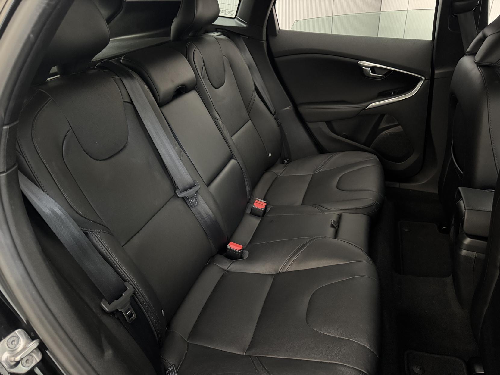 Volvo V40 view 65