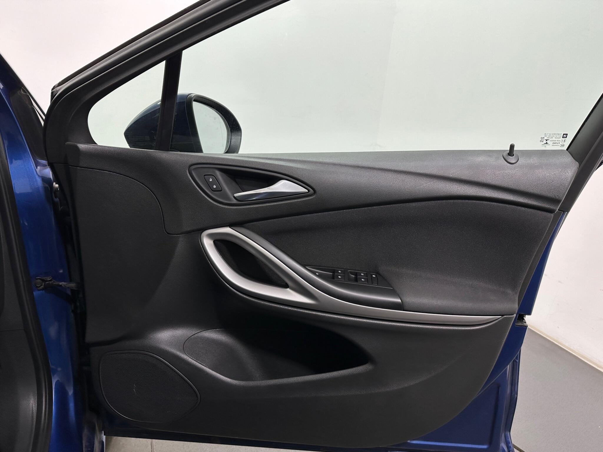Vauxhall Astra view 32