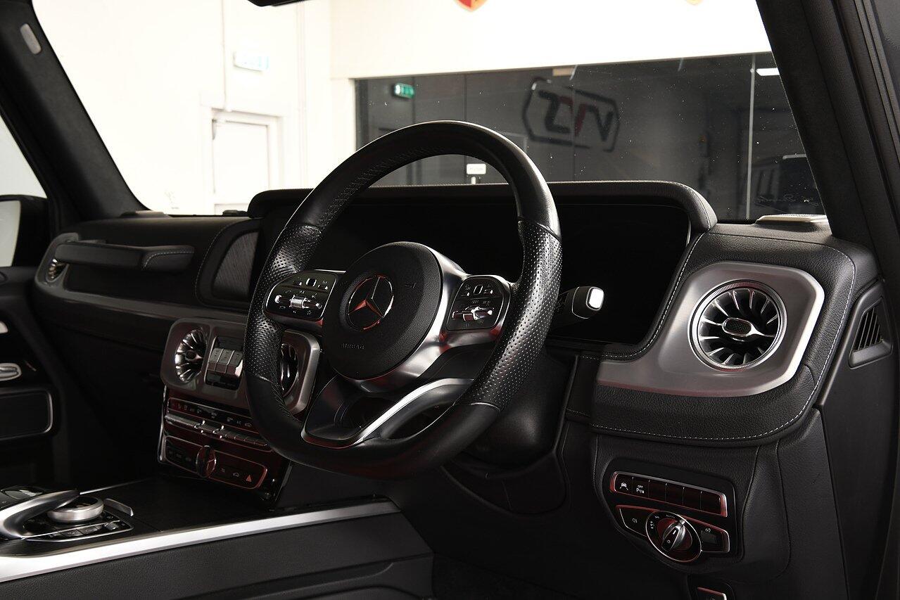 Mercedes-Benz G-Class view 5