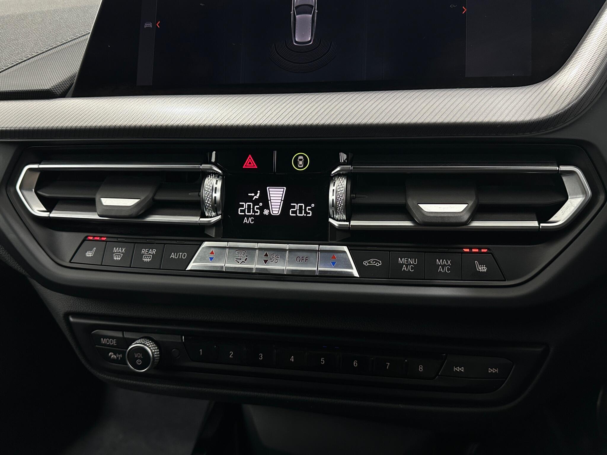 BMW 1 Series view 23