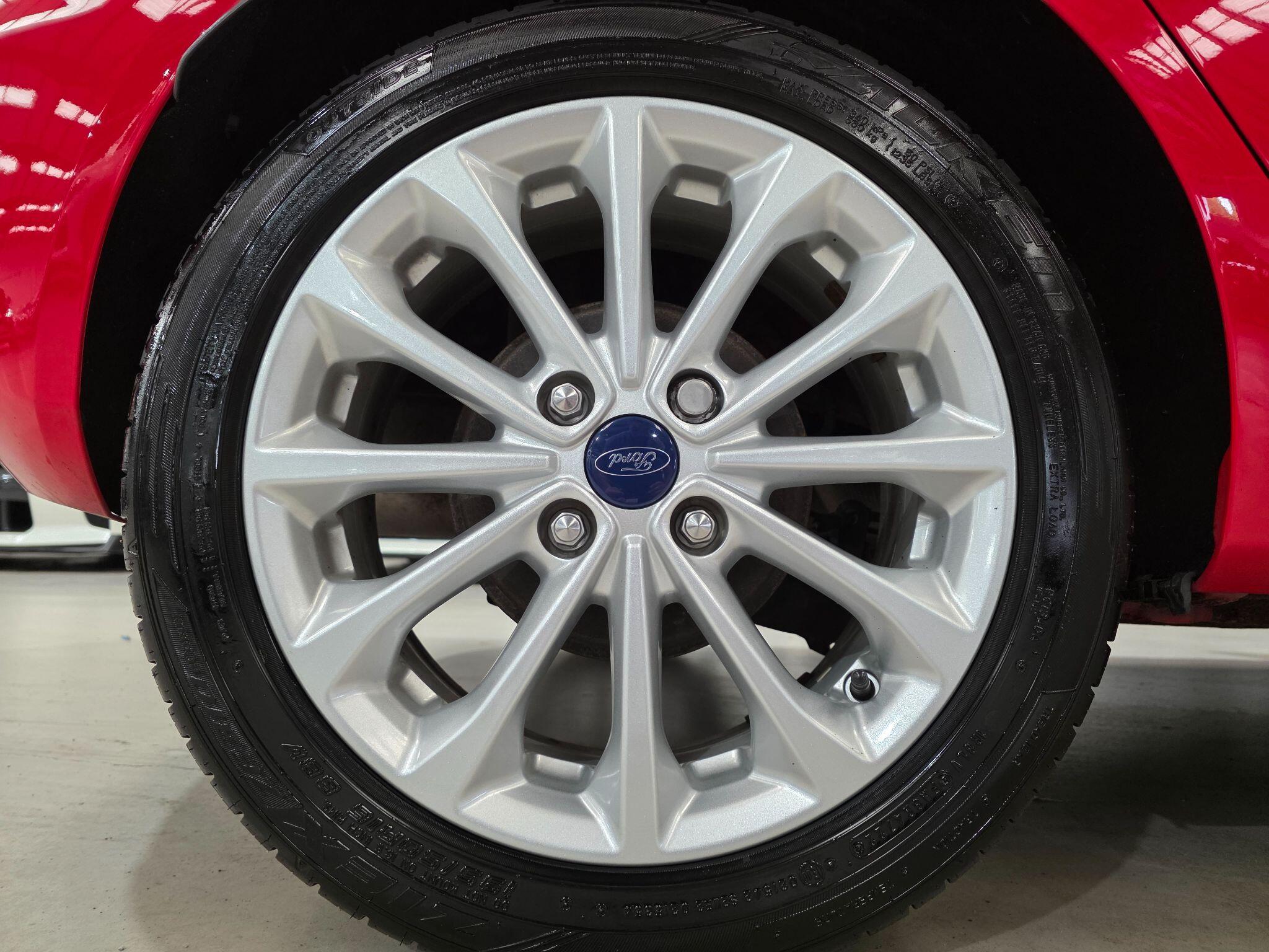 Ford Fiesta view 28