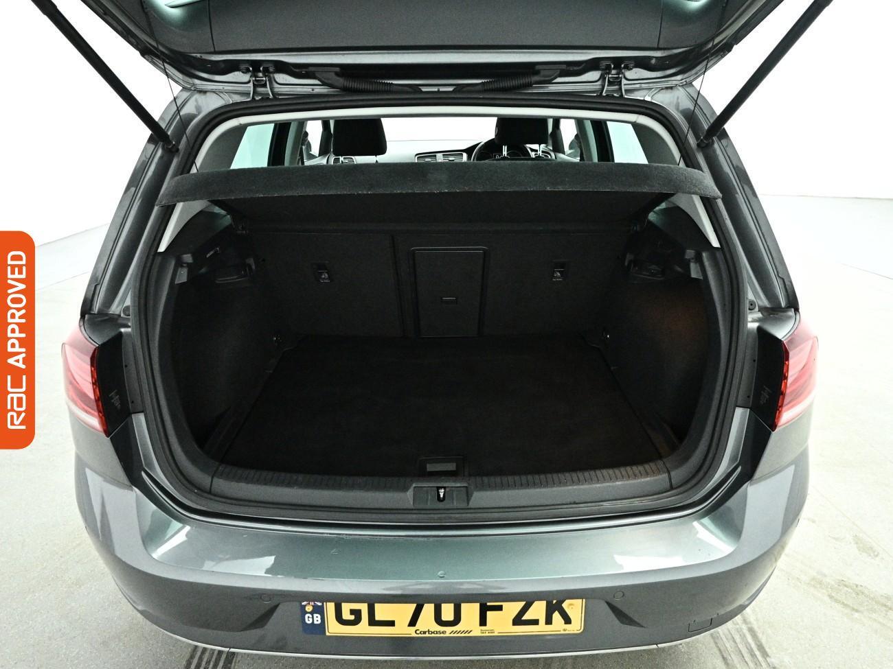 Volkswagen Golf view 13