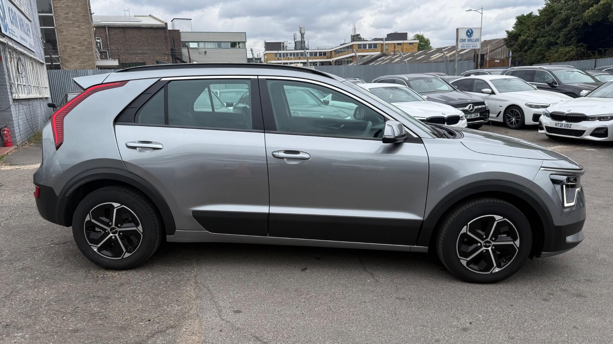 Kia Niro view 7