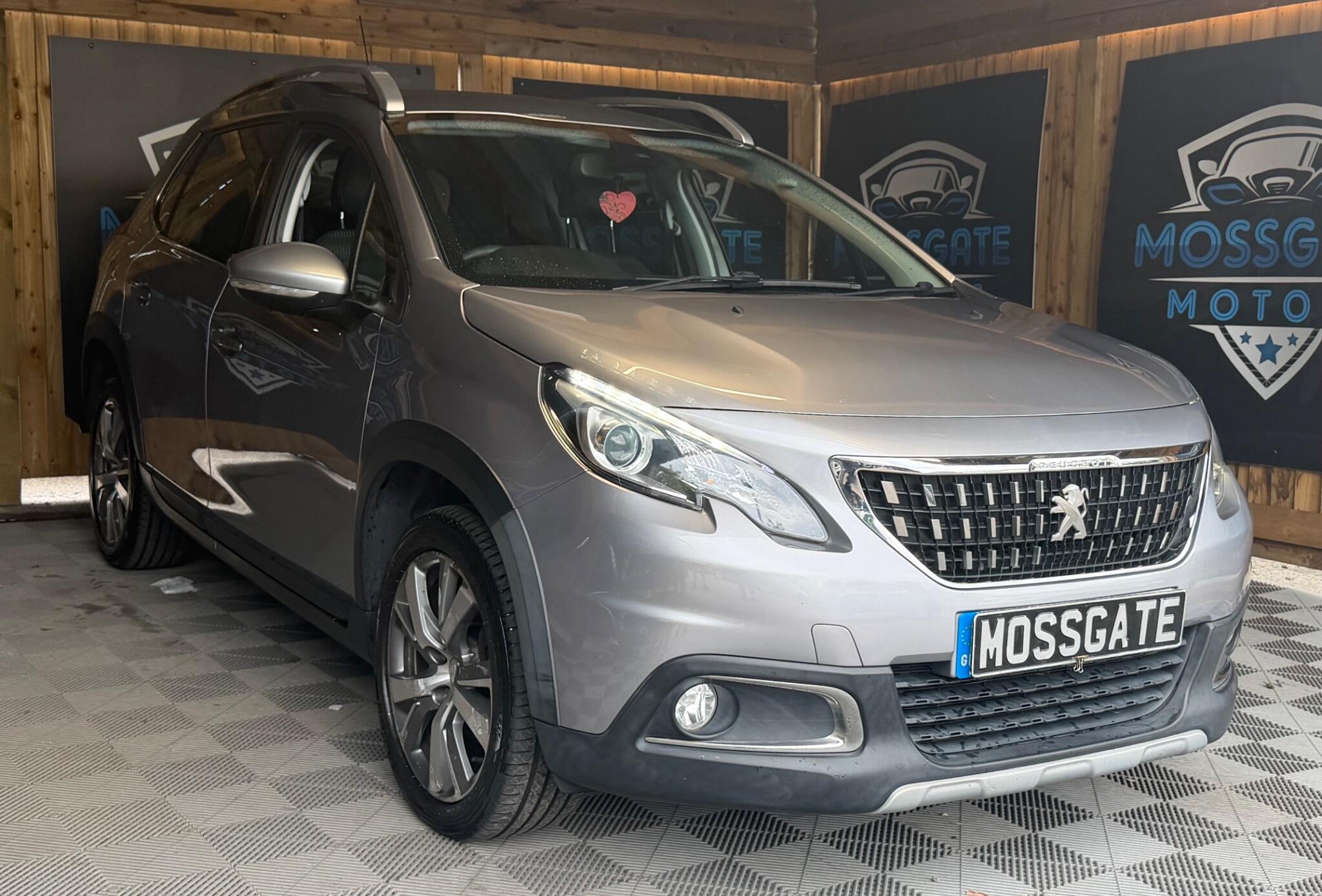 Peugeot 2008 view 2