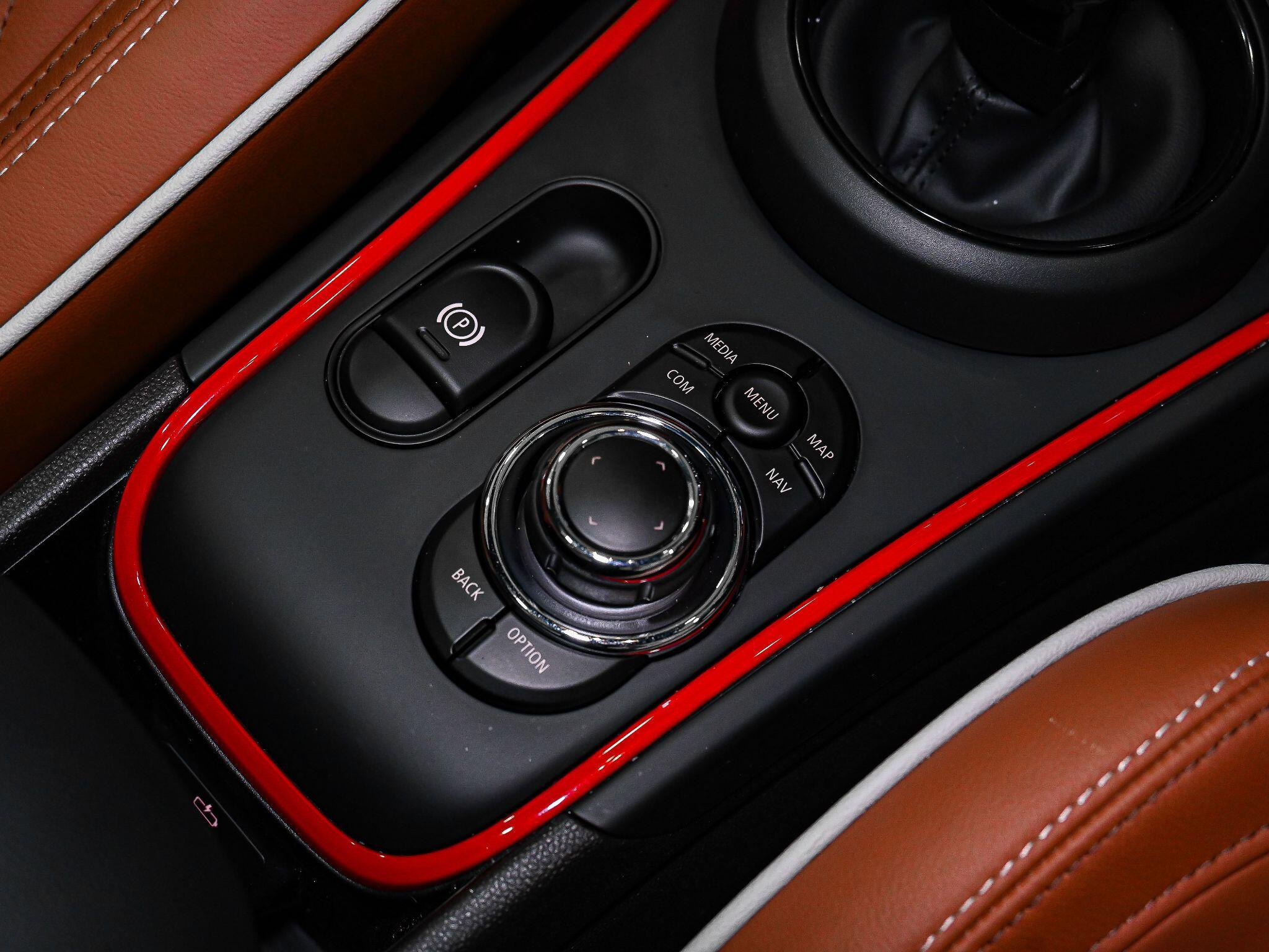 Mini Countryman view 12